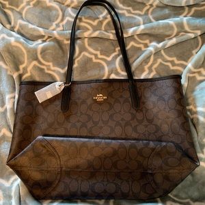 Coach tote purse NEW